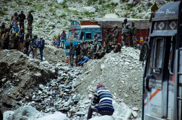 Manali to Leh Bus Journey by Himachal Tourism Bus-45